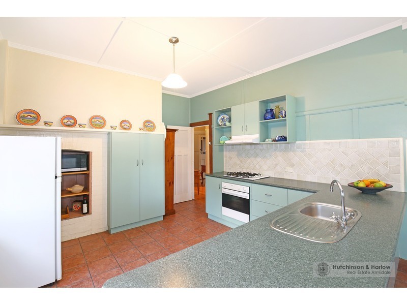 80 Mossman Street, Armidale NSW 2350