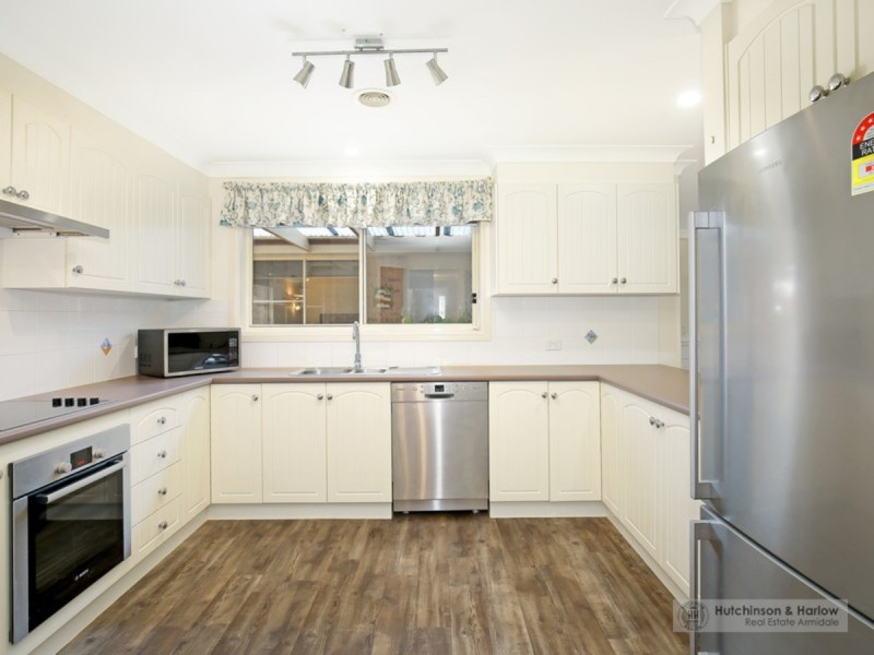 67 Norris Drive, Armidale NSW 2350