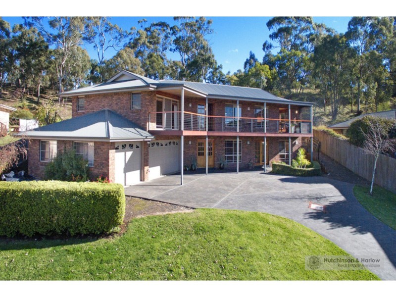 69 The Avenue, Armidale NSW 2350