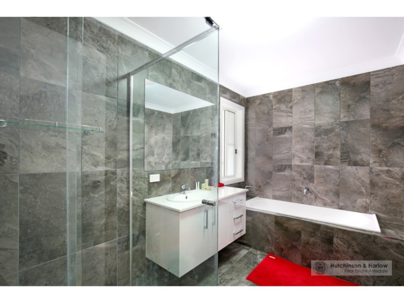 15 Grandview Crescent, Armidale NSW 2350