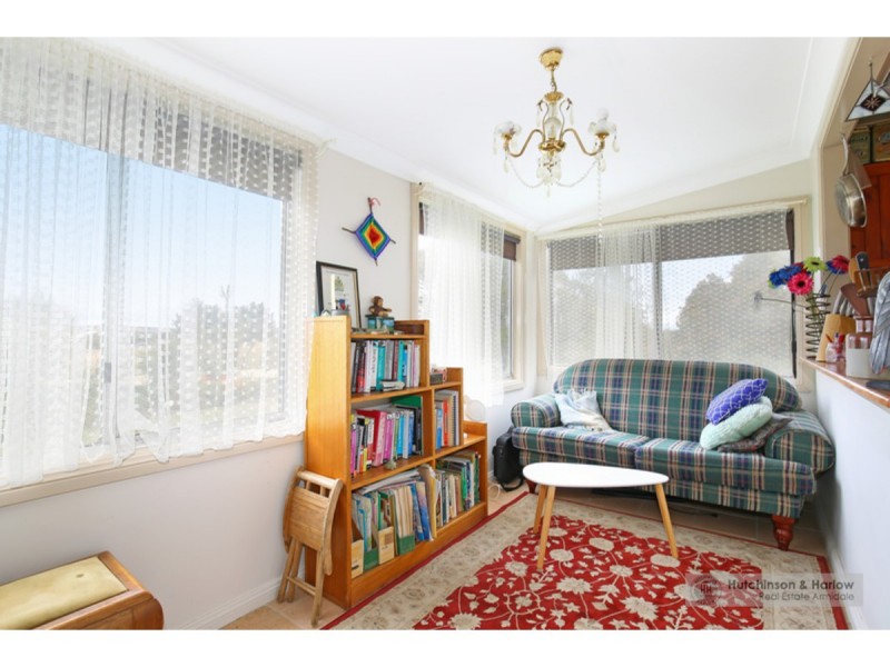 4 High Street, Hillgrove NSW 2350