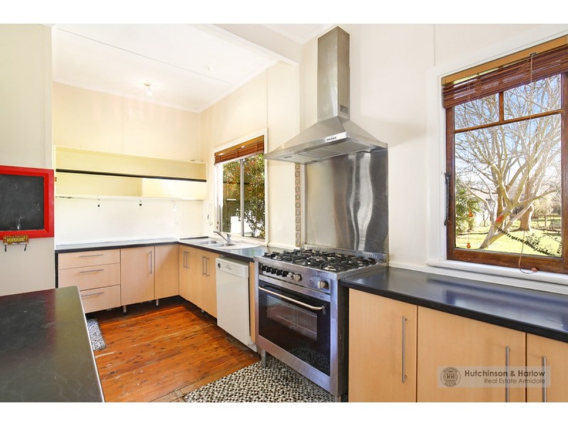 70 Taylor Street, Armidale NSW 2350