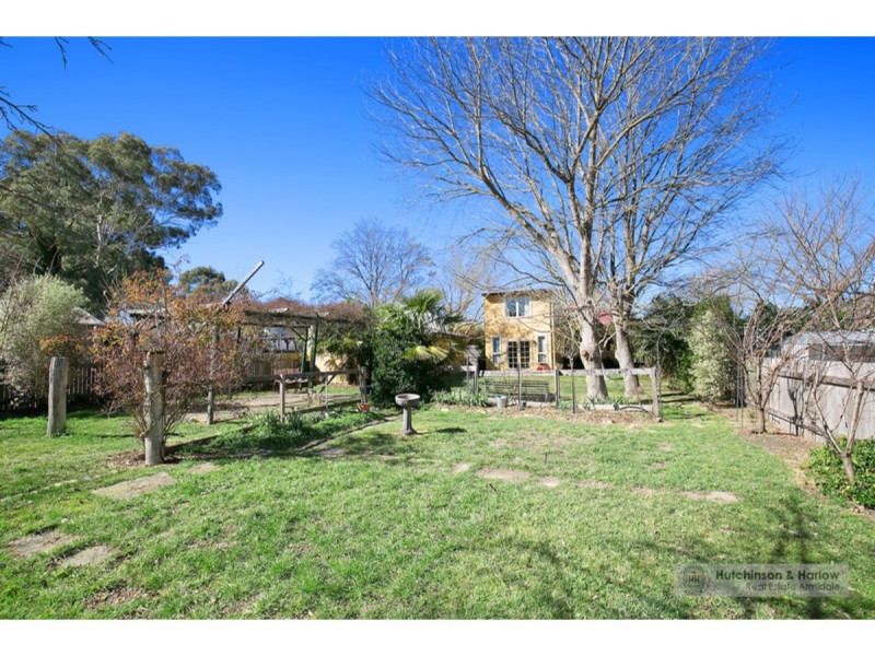 70 Taylor Street, Armidale NSW 2350