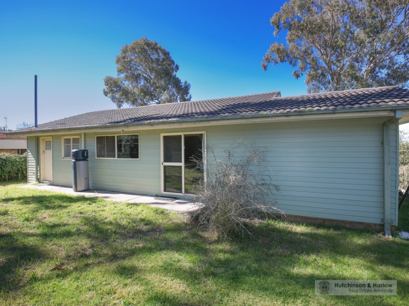 12 Chestnut Avenue, Armidale NSW 2350