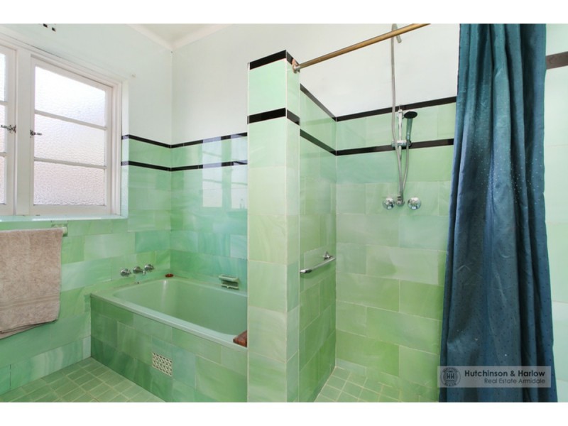 115 Barney Street, Armidale NSW 2350