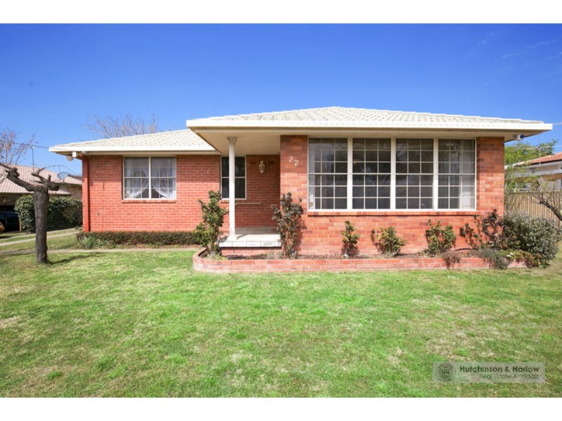 22 McBean Avenue, Armidale NSW 2350