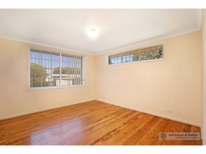 22 McBean Avenue, Armidale NSW 2350