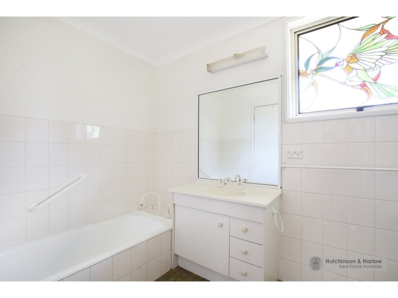 22 McBean Avenue, Armidale NSW 2350