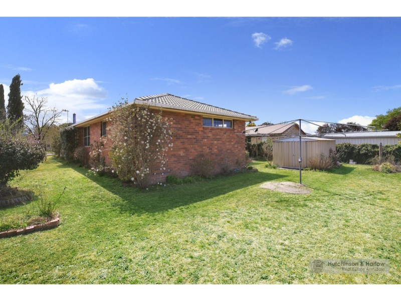 22 McBean Avenue, Armidale NSW 2350
