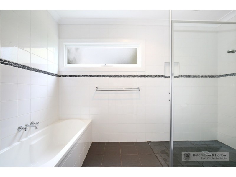 184 Taylor Street, Armidale NSW 2350