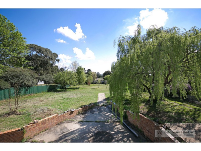 7 Lynches Road, Armidale NSW 2350