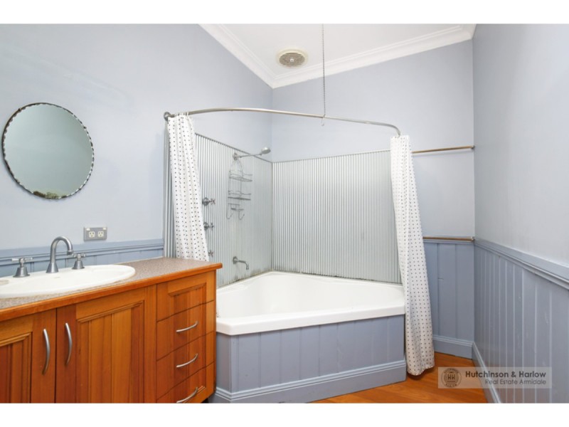 60 Faulkner Street, Armidale NSW 2350