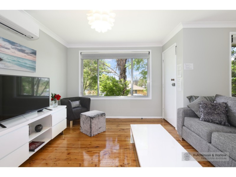 13 Carey Avenue, Armidale NSW 2350