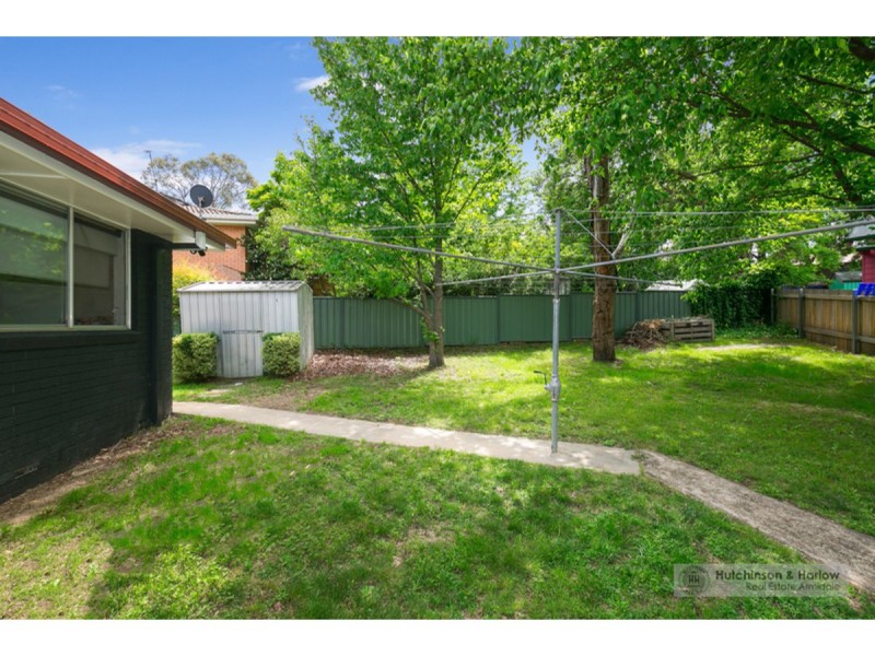 13 Carey Avenue, Armidale NSW 2350