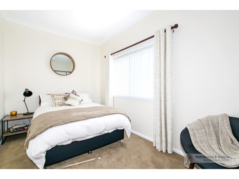 10 Holmes Avenue, Armidale NSW 2350