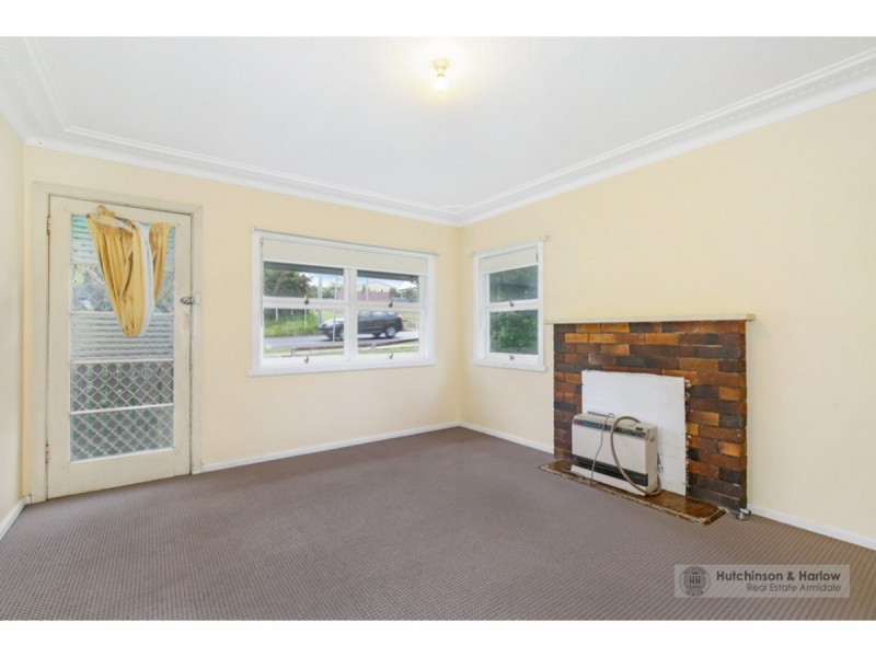 218 Erskine Street, Armidale NSW 2350