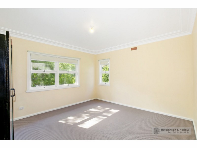 218 Erskine Street, Armidale NSW 2350