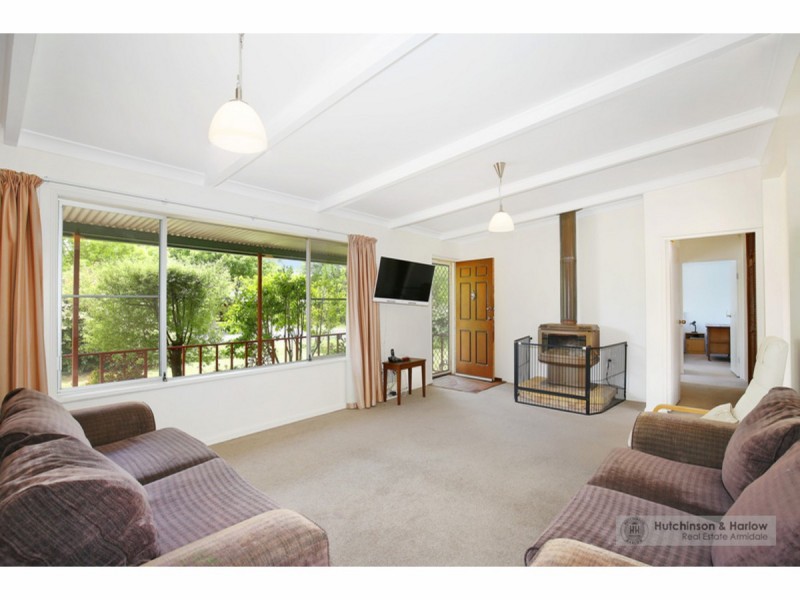 10 Cynthia Crescent, Armidale NSW 2350