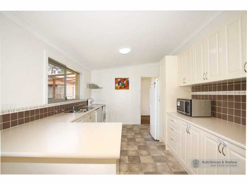 10 Cynthia Crescent, Armidale NSW 2350