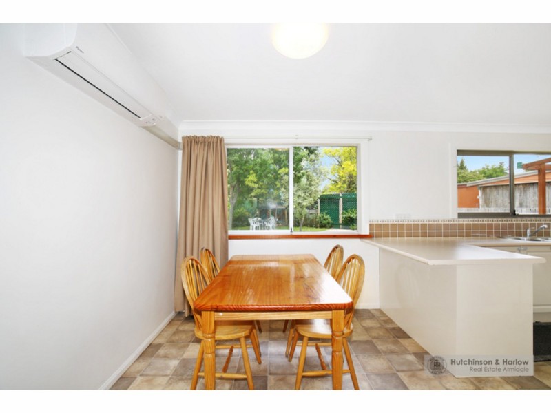 10 Cynthia Crescent, Armidale NSW 2350