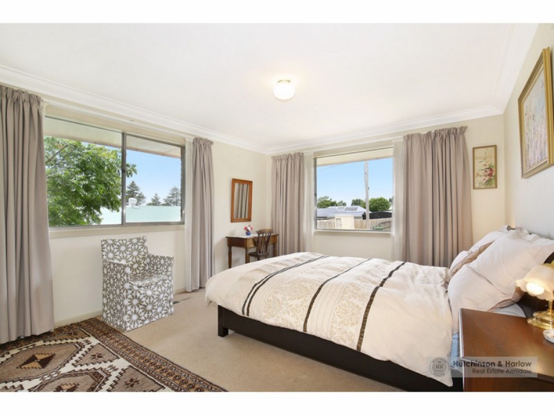 1 Drummond Avenue, Armidale NSW 2350