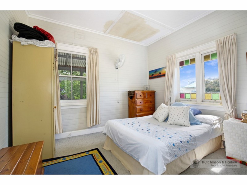 18 Samuelson Crescent, Armidale NSW 2350