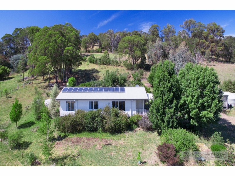 73 Kalinda Road, Armidale NSW 2350