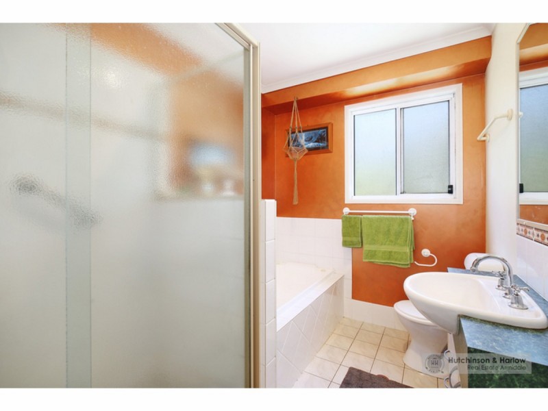 73 Kalinda Road, Armidale NSW 2350