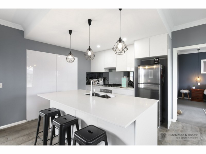 15 Spearmount Drive, Armidale NSW 2350