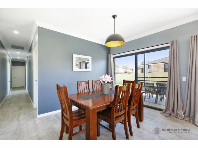 15 Spearmount Drive, Armidale NSW 2350