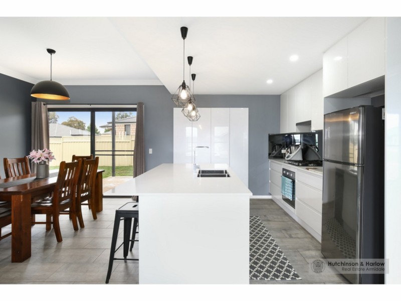 15 Spearmount Drive, Armidale NSW 2350