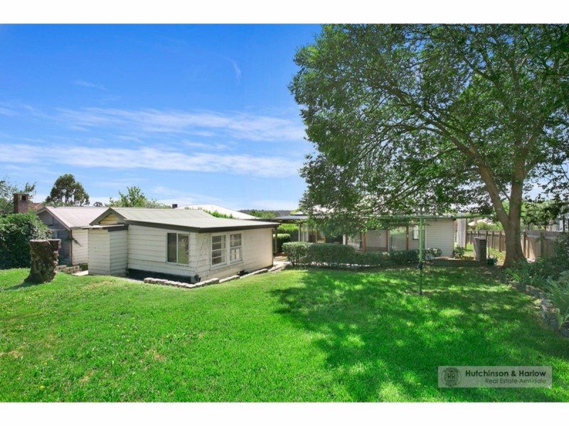 32 Dangar Street, Armidale NSW 2350