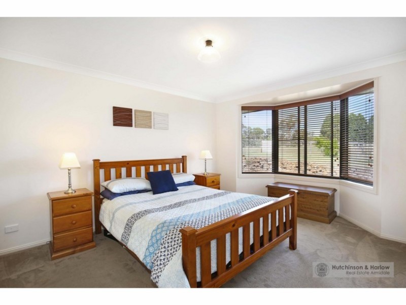 2 Durham Road, Armidale NSW 2350