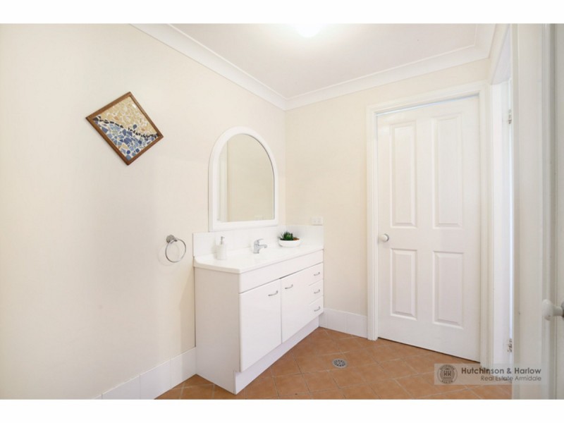 2 Durham Road, Armidale NSW 2350