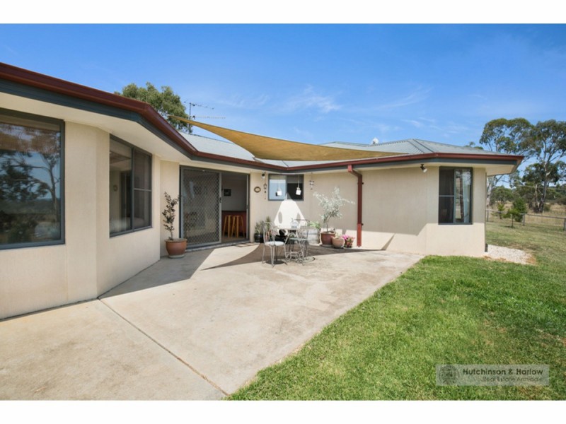 2 Durham Road, Armidale NSW 2350
