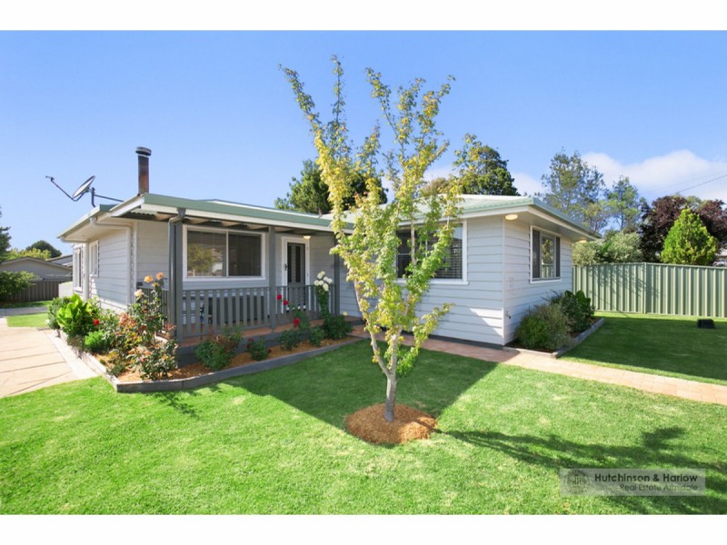 1 Monkton Avenue, Armidale NSW 2350