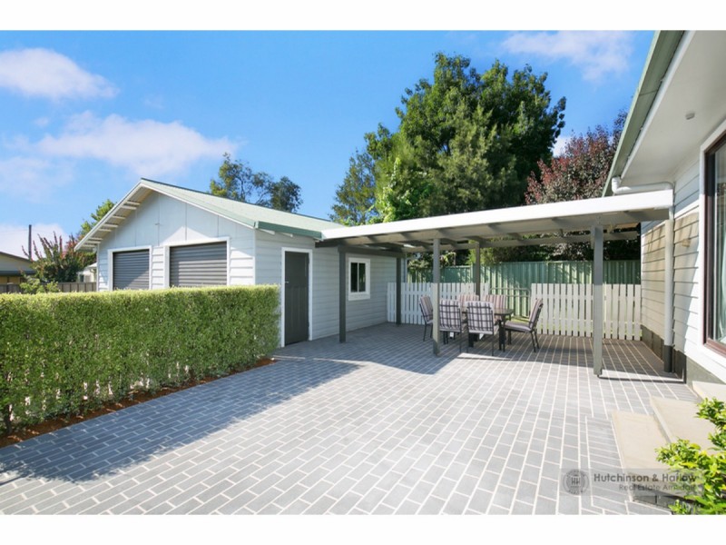 1 Monkton Avenue, Armidale NSW 2350