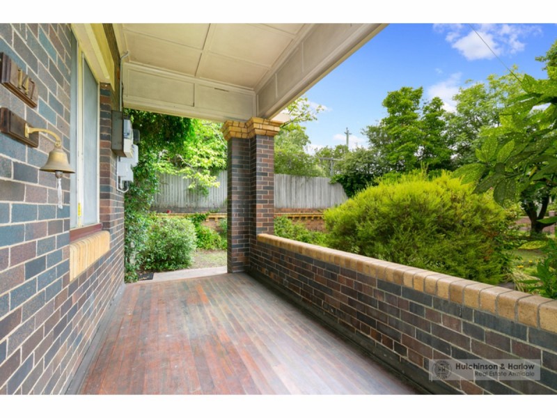 147 Barney Street, Armidale NSW 2350 Hutchinson & Harlow Real Estate