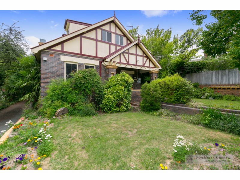 147 Barney Street, Armidale NSW 2350 Hutchinson & Harlow Real Estate