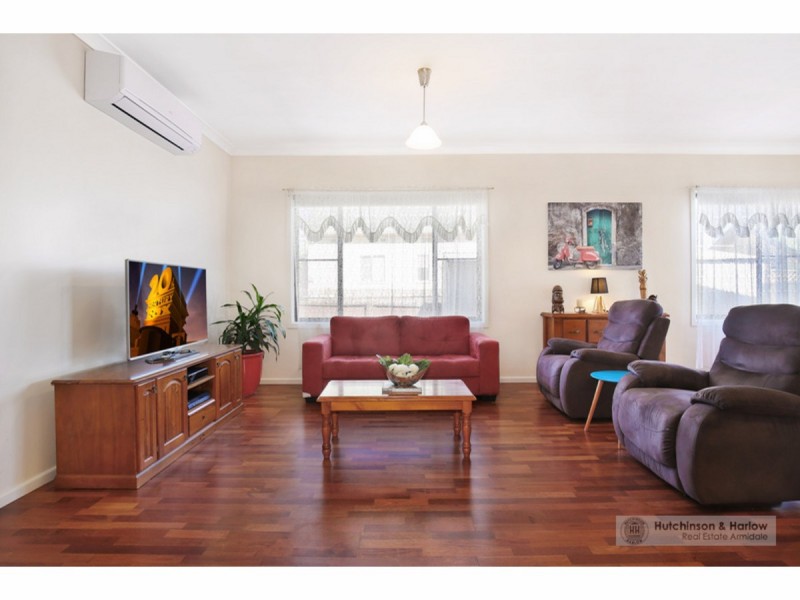 207 Barney Street, Armidale NSW 2350