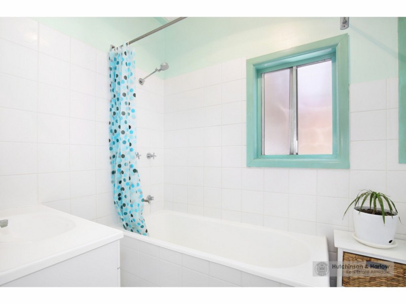 207 Barney Street, Armidale NSW 2350