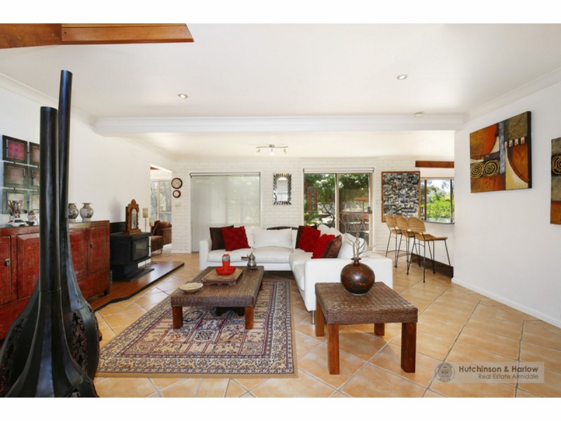 19 Lentara Road, Armidale NSW 2350