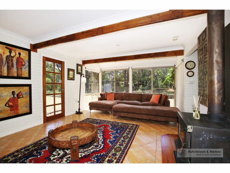 19 Lentara Road, Armidale NSW 2350