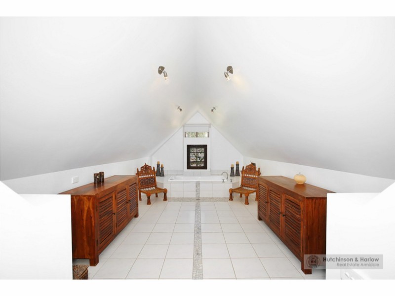 19 Lentara Road, Armidale NSW 2350