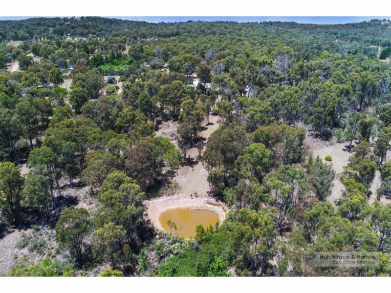 19 Lentara Road, Armidale NSW 2350