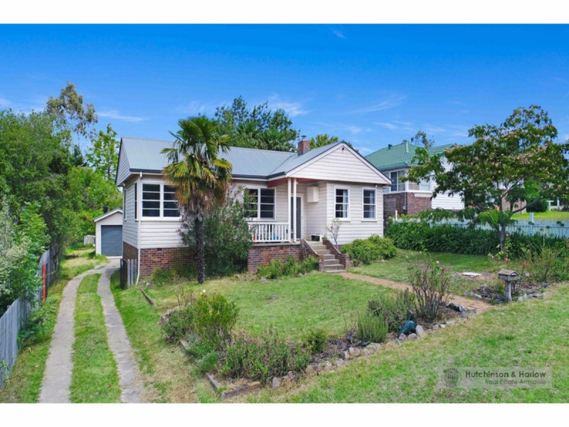 102 Mossman Street, Armidale NSW 2350