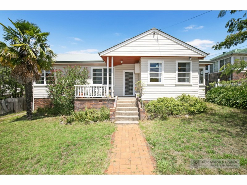 102 Mossman Street, Armidale NSW 2350