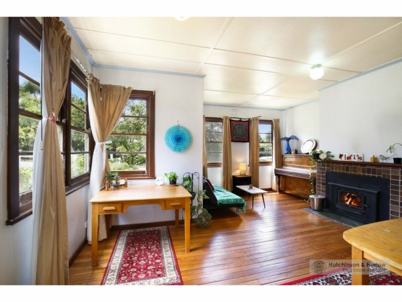 102 Mossman Street, Armidale NSW 2350