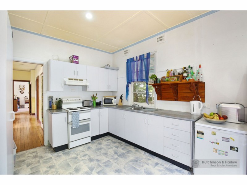 102 Mossman Street, Armidale NSW 2350