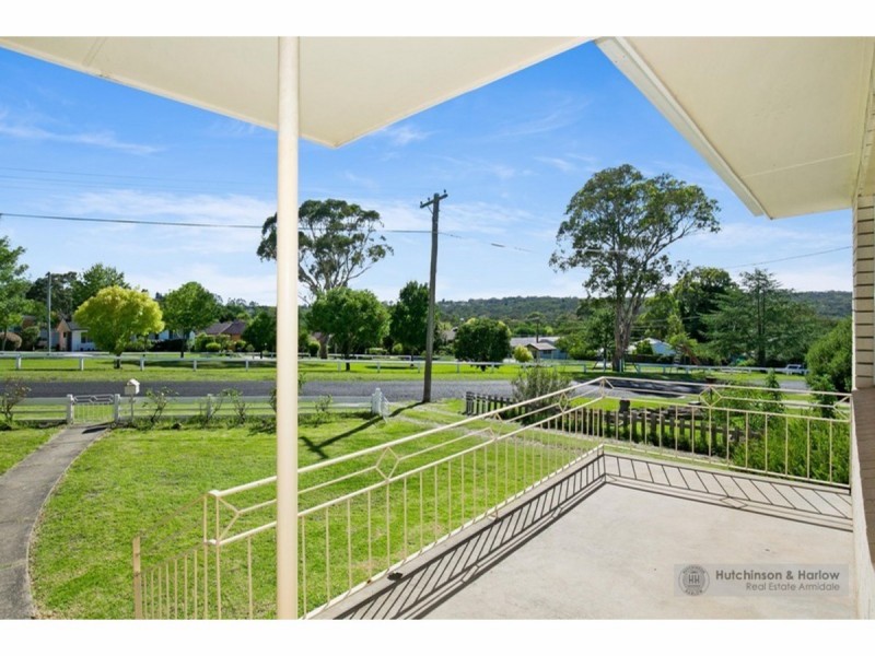 16 Wilson Avenue, Armidale NSW 2350